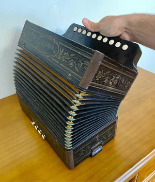Acordeón Hohner antiguo