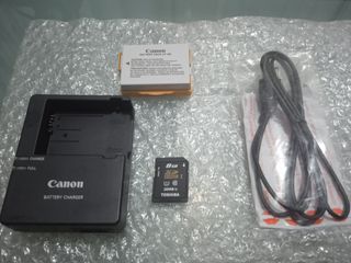 Réflex Digital CANON EOS 700D+Objetivo EF-S 18-55