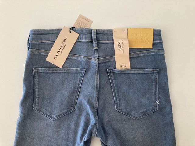 Scotch & Soda. Pantalón vaquero gris. W31 L32