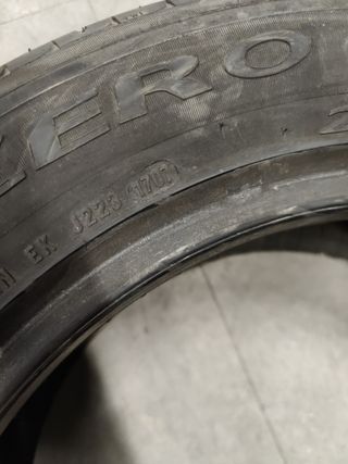 235/55R17 99V Pirelli Pzero 