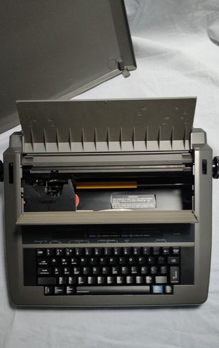 Maquina de escribir electronica