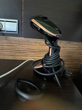 Se vende plancha vertical Rowenta