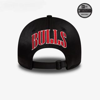 NUEVO Gorra Chicago Bulls NBA Satin 9TWENTY Mujer