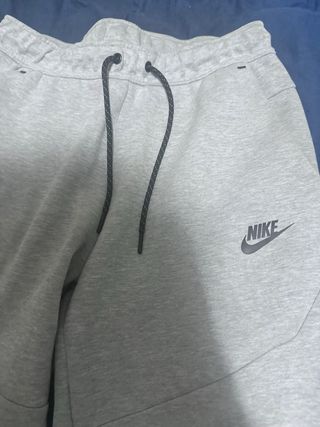 Pantalón tech fleece