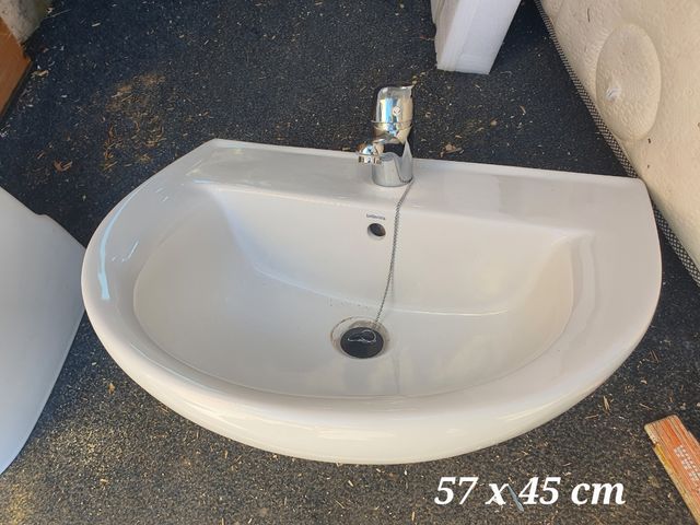 Nuevo lavabo con grifo monomando