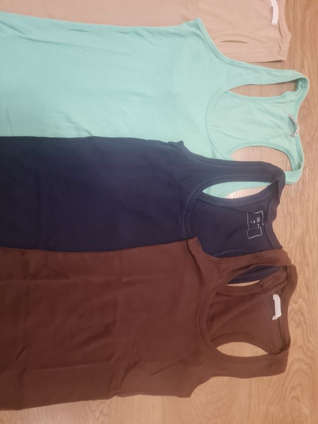 Lote 5 camisetas básicas