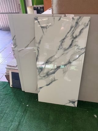 Azulejos y baldosas para tu obra . 