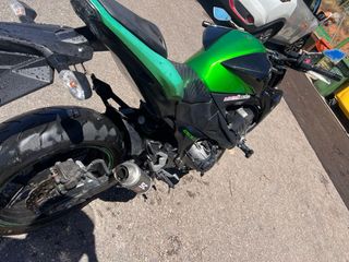 Kawasaki z800 Full 2015