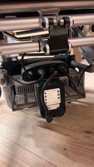 Silla de ruedas eléctrica plegable