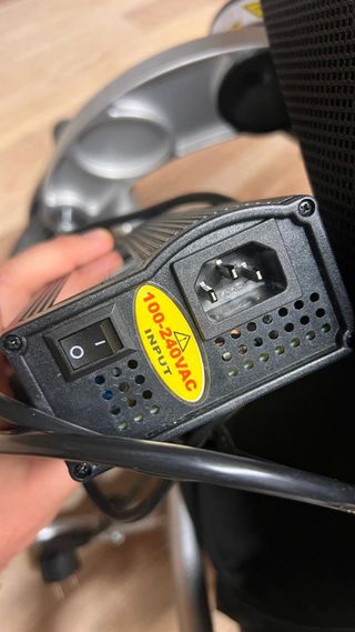 Silla de ruedas eléctrica plegable