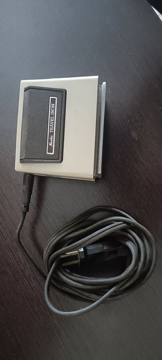 PLANCHA DE VIAJE VINTAGE FUNCIONA