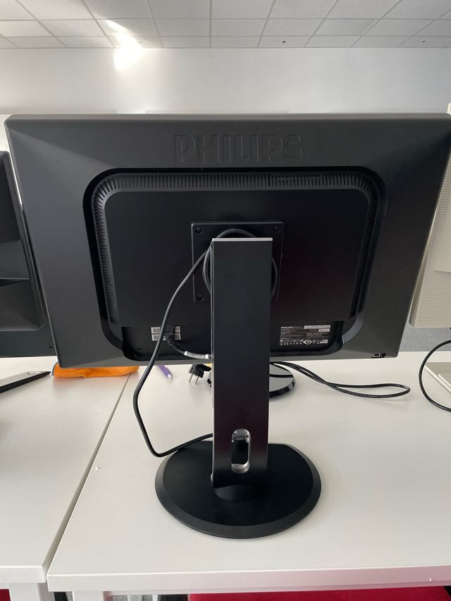 Monitor Philiphs Brillance 245P2