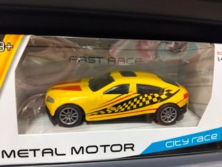 Macchina in metallo da collezione