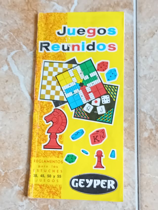 Fichas, cartas, tableros de juegos