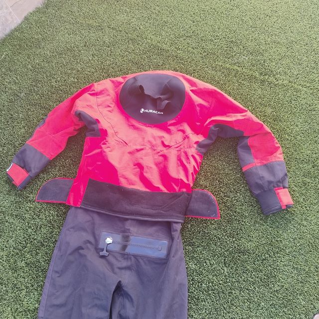 Traje seco Huracán SB4 talla M 