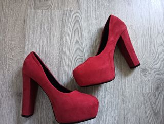 Tacones rojos