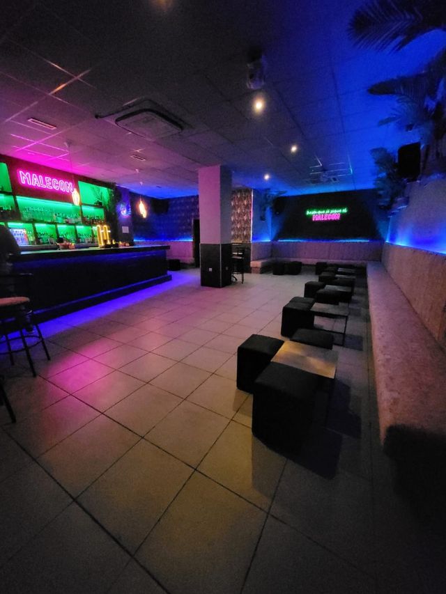 PUB EN VENTA, LOCAL DE COPAS