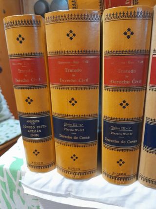 Libros derecho colección 