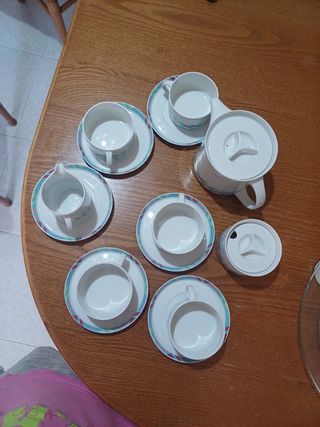 Set da tè in porcellana