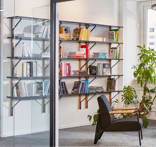 3 x estanterías Artek Kaari