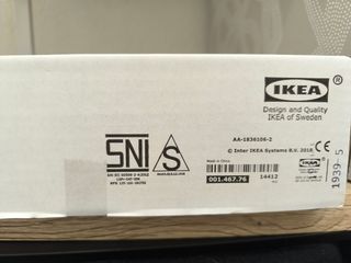 Flexo negro para mesa.