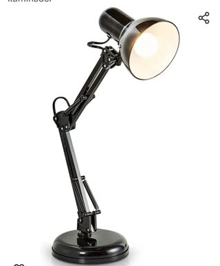 Flexo negro para mesa.