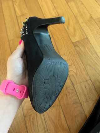 Scarpe nere tg 39 con tacco e borchiette