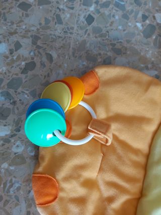 Alfombra de juegos bebé - León