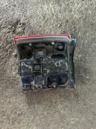 PILOTO TRASERO DERECHO SEAT IBIZA 90