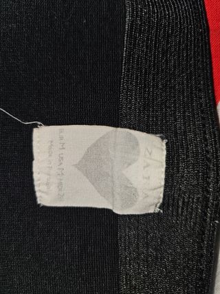 VENDO LOTE 5 MINIFALDAS Y PANTALON 3/4.