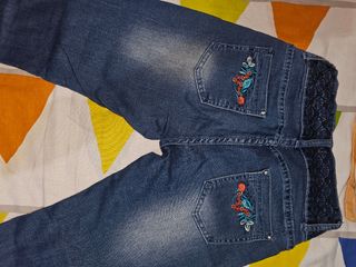 VENDO LOTE 5 MINIFALDAS Y PANTALON 3/4.