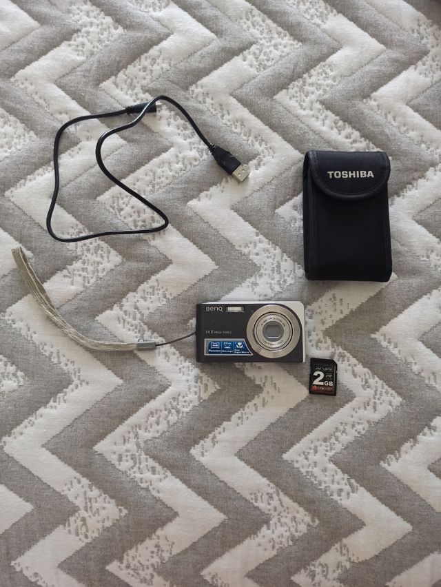 Cámara fotos BenQ y complementos