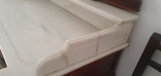 CAJONERA ANTIGUA CON ESPEJO