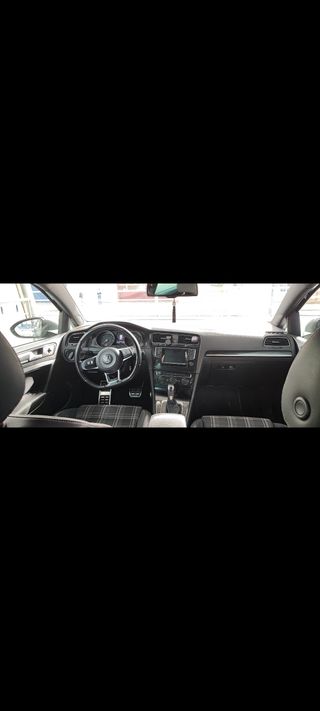 Volkswagen Golf 2016