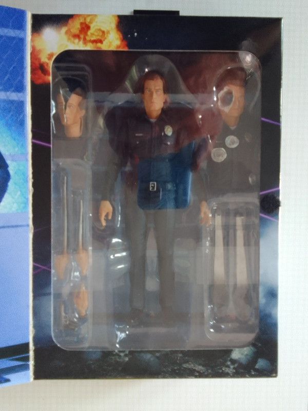 Terminator 2 Action Figure Ultimate T-1000 18 cm.