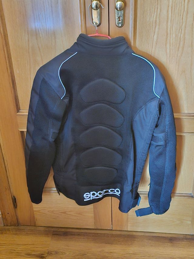 Cazadora moto verano protecciones mujer