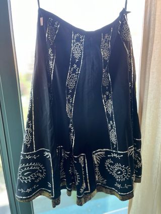 Falda Talla M FLAMENCO de vuelo negra y plata