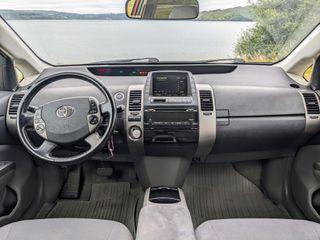 Toyota Prius HSD 5P SOL NAVI+IPA+BT 2008