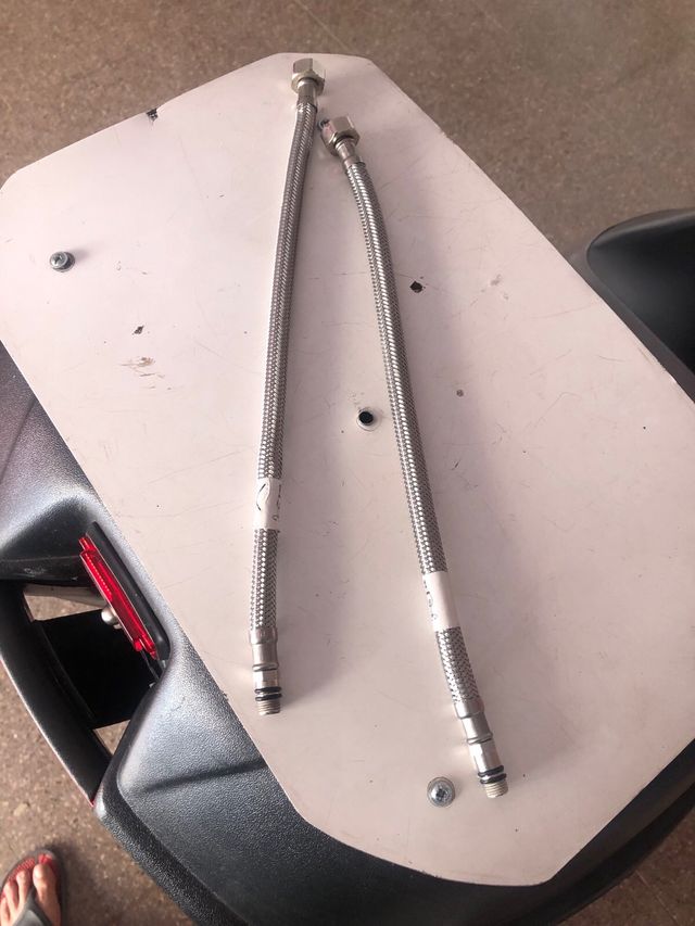 Latiguillos grifo (Los dos)