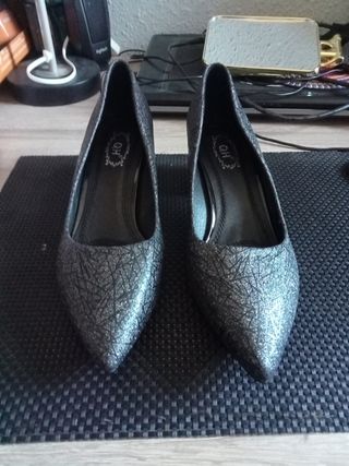 Zapatos de tacón. Talla 38. Nuevos 