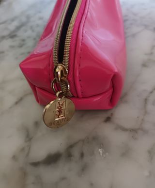Porta trucco Yves Saint Laurent