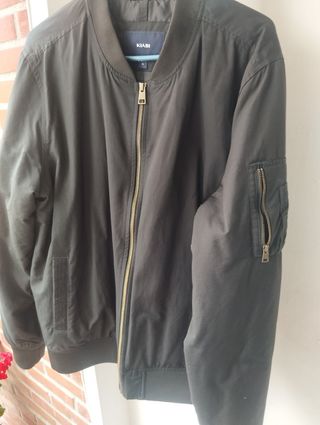 Cazadora Bomber Kiabi talla XL
