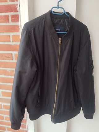 Cazadora Bomber Kiabi talla XL