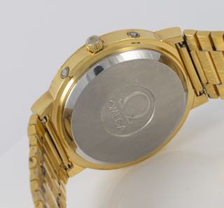 Omega Day Date Quartz Plaque or G 20 Microns