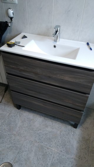 Griferías, cisternas, termos electricos