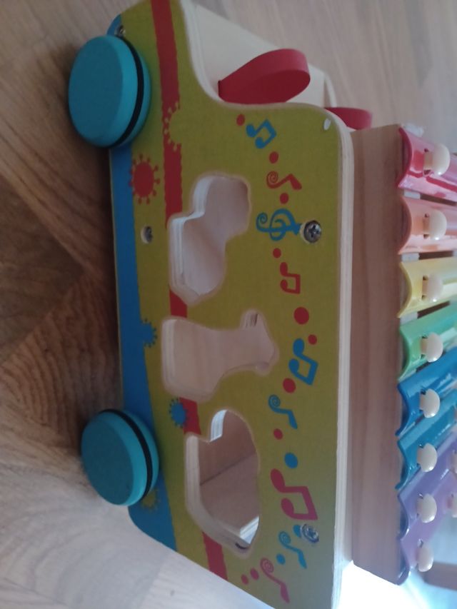 Camión de actividades de madera