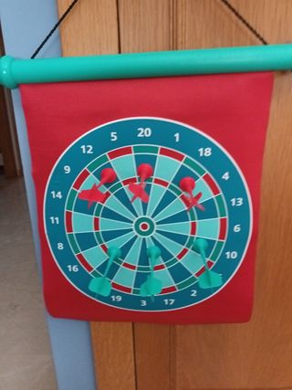 DARDOS MAGNETICOS CON SU CAJA.
