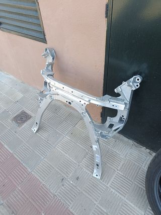 Serie 5 E60 Soporte Eje Delantero