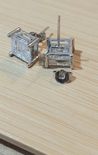 Pendientes  cuadrados de circon