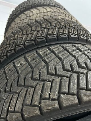 JUEGO 4 NEUMÀTICOS RALLY TIERRA PIRELLI 205/65/15
